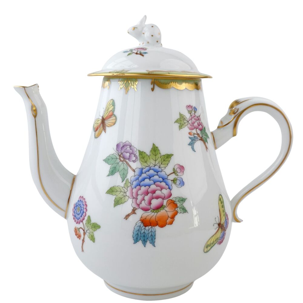 HEREND Queen Victoria Individual Coffee Pot With Bunny Final 3412, Ear chip,RARE